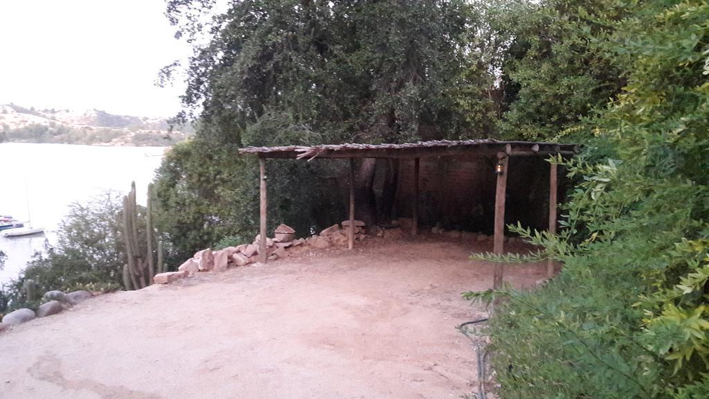Cabaña de Adobe en Lago Rapel Exterior foto